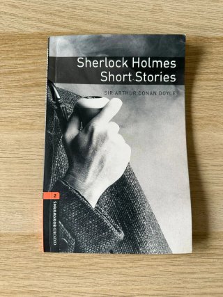 Oxford Bookworms Library: Stage 2: Sherlock Hol...