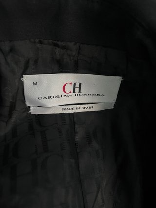 Gabardina Carolina Herrera Negra