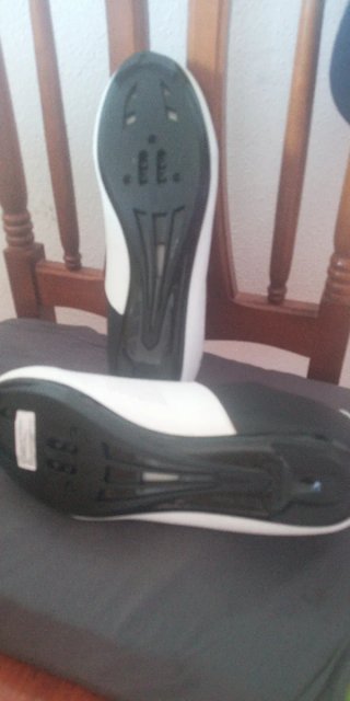 Zapatillas Ciclismo Blancas Talla 45 o 28 CM de pl