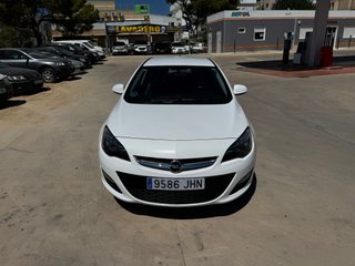 Opel Astra 2015