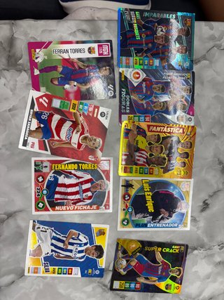 9 cromos Panini Adrenalyn diferentes años