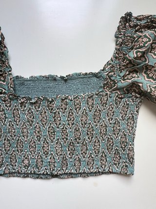 Top Zara Estampado Verde Talla XS