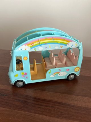 Sylvanian families. Casita, coche, bus, tienda