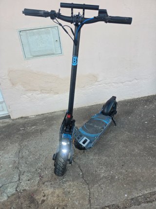 Patinete Eléctrico B-MOV5