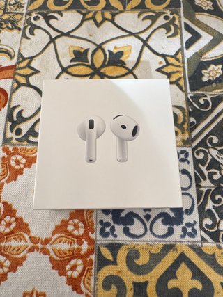 Apple AirPods 4 Blancos