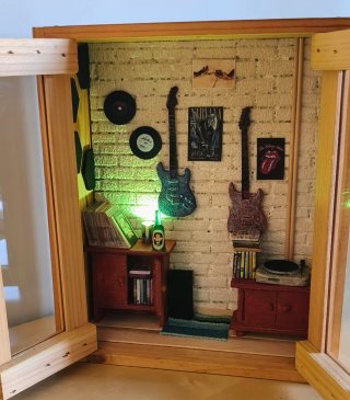Diorama Scatola Legno Sala Musica Chitarre Vinili