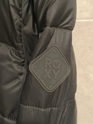 Chaqueta Roxy Negra con Capucha Talla M