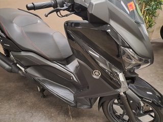 Yamaha XMAX 250 BLACK