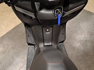 Yamaha XMAX 250 BLACK