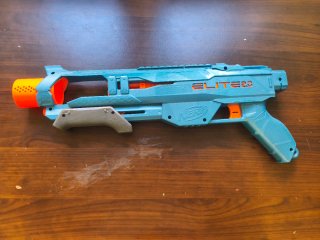 Lote 6 Pistolas Nerf + 63 Balas