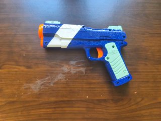 Lote 6 Pistolas Nerf + 63 Balas