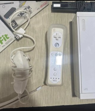 Consola Nintendo Wii + Juegos y Accesorios