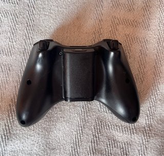 Xbox 360 Negra + Mando y Accesorios