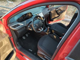 Peugeot 208 2017