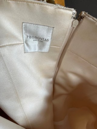 Vestido de Novia Beige y Blanco