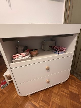 Cambiador Bebé IKEA MYLLRA