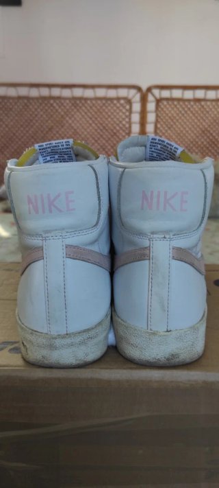 Zapatillas Nike Blazer Blancas y Rosas