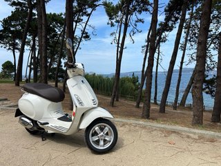 Vespa Primavera 125 cc 3V i.e. en perfecto estado