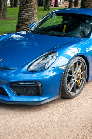 Porsche GT4