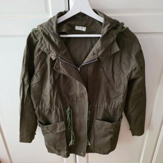 Parka fina verde militar Talla S