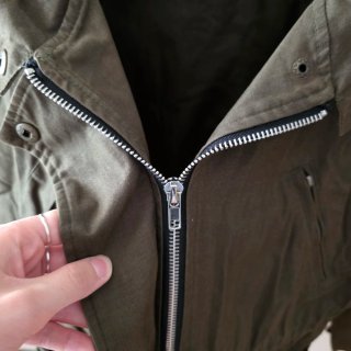Parka fina verde militar Talla S