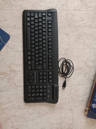 Teclado con lector grabador