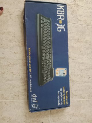 Teclado con lector grabador