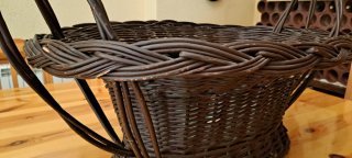 Cesta de mimbre
