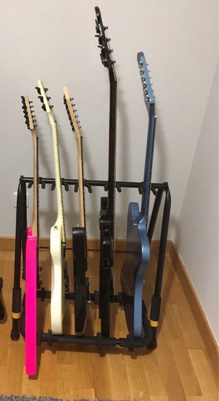 Hercules GS523B Soporte 3 Guitarras