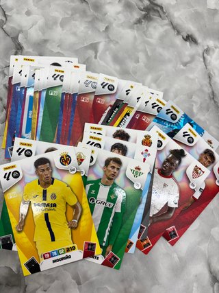 Lote 40 cromos Adrenalyn 2025-2026