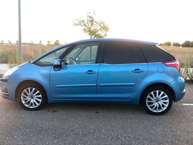 Citroen C4 Picasso 2010 - foto 1