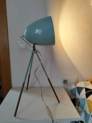 2 Lámparas de mesa,  trípode, turquesa