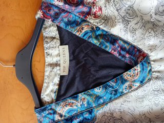 Vestido raso estampado, estilo boho