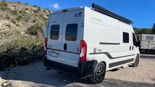 Camper Hymer Free 600 con techo elevable