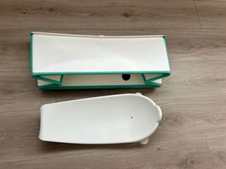 Bañera Stokke plegable con asiento