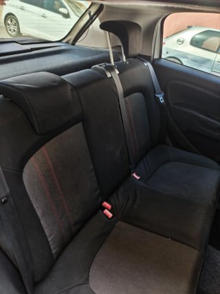 FIAT Punto 2012 escuchó ofertas