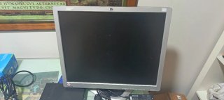 Ordenador Lenovo con Monitor y Teclado