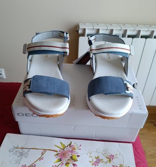 Sandalias Geox Piel Sorapis Talla 38 de 110€