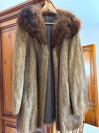 Abrigos para invierno y vestidos elegantes