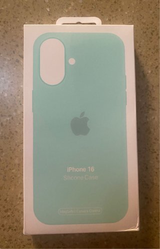 Funda iPhone 16 Apple Silicone