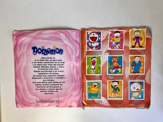 Álbum de Cromos Doraemon El Gato Cósmico