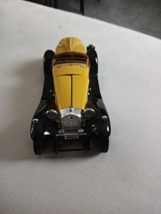 Modellino Auto d'epoca Giallo/Nero