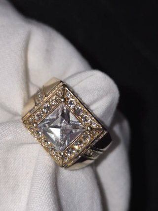 Anello Dolce & Gabbana con zirconi