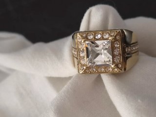Anello Dolce & Gabbana con zirconi