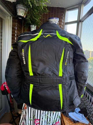 Casco Moto y Chaqueta Mujer Tallas XS (casco) y S