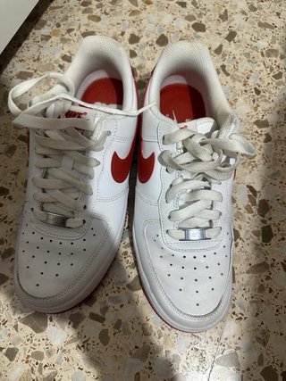 Nike Air Force 1 Blancas Rojas