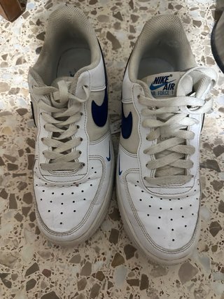 Zapatillas Nike Air Force 1 Blancas y Azules