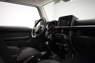 Suzuki Jimny 1.5 JX 5MT