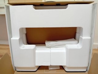 Caja iMac Apple 21,5 pulgadas. Protección interior