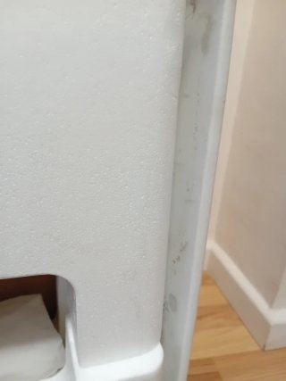Caja iMac Apple 21,5 pulgadas. Protección interior